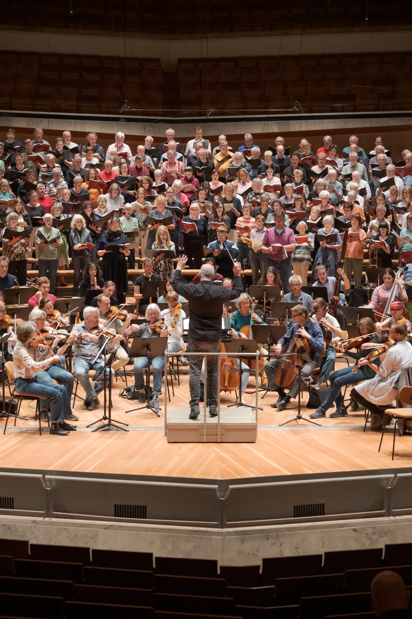 Thomas Hennig vor BOC Philharmonie Generalprobe, hoch